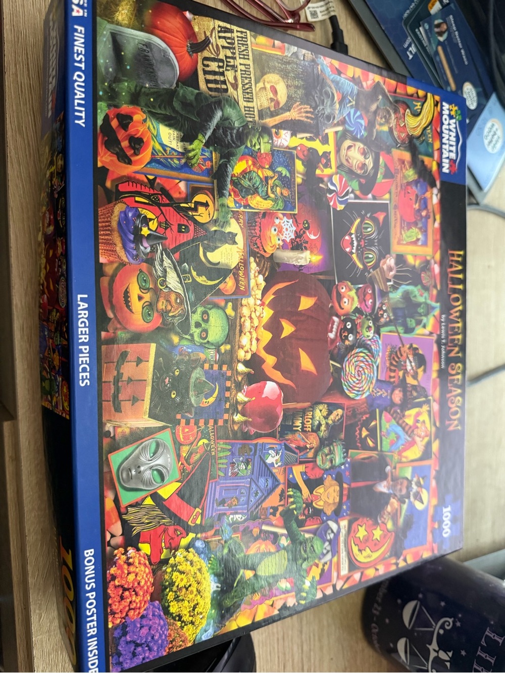 White Mountain 1000 piece puzzle-Halloween Season